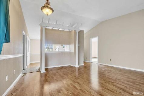 546 W Lois Lane Bloomington IN 47403