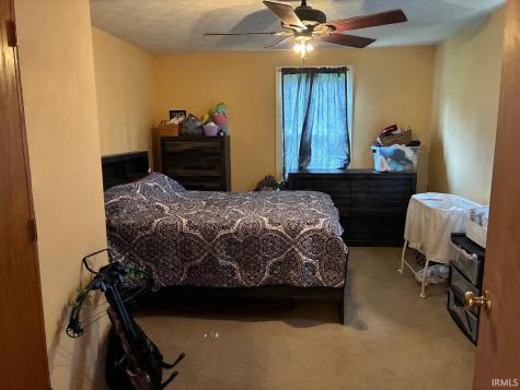 5421 N Riverside Road Attica IN 47918