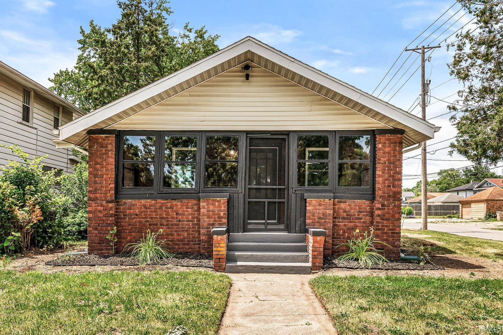 317 N Sunnyside Avenue South Bend IN 46617