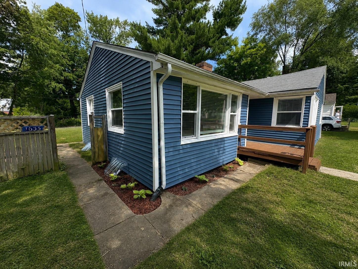 1635 N Johnson Street South Bend IN 46628
