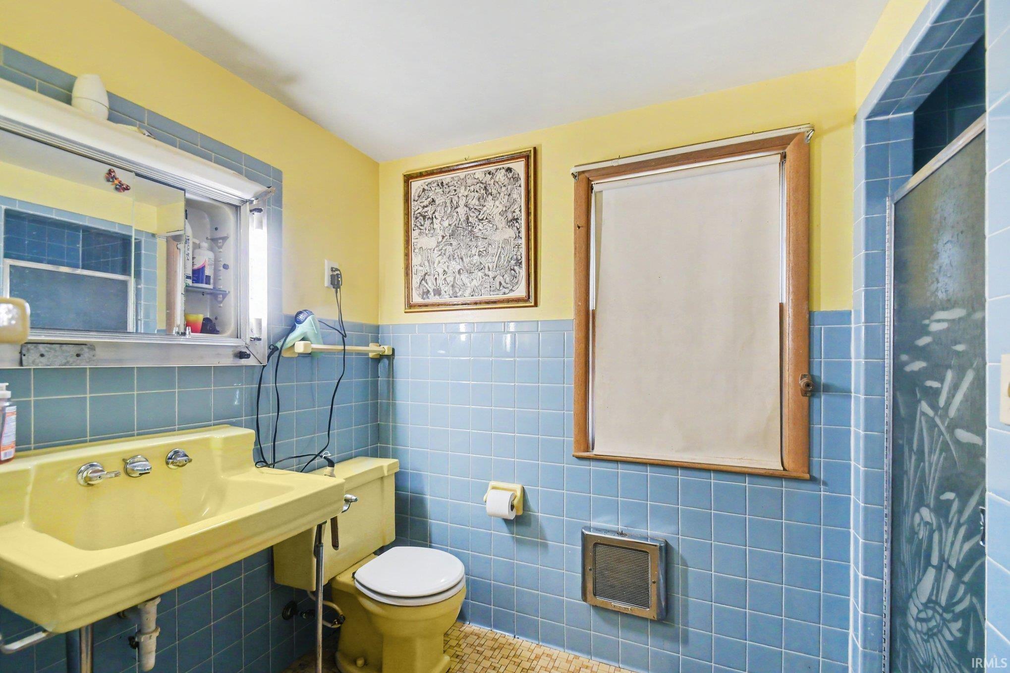 107 S Henry Street Milford IN 46542