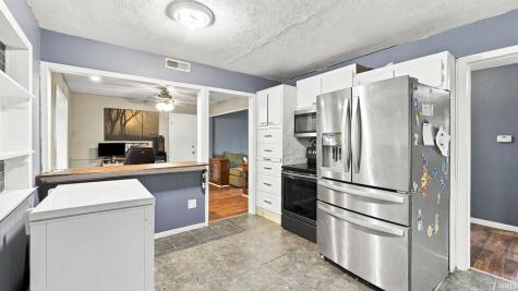 4622 Lake Avenue Fort Wayne IN 46815