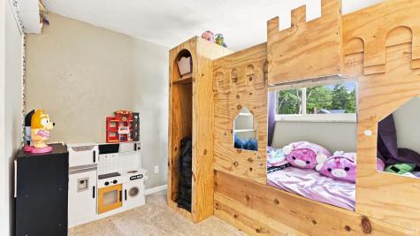 4622 Lake Avenue Fort Wayne IN 46815