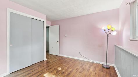 4622 Lake Avenue Fort Wayne IN 46815