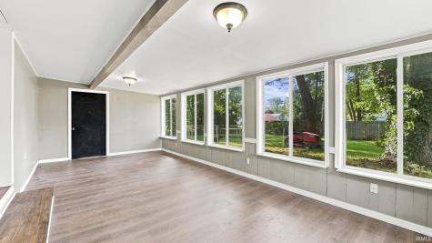 4622 Lake Avenue Fort Wayne IN 46815