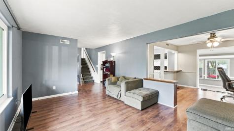 4622 Lake Avenue Fort Wayne IN 46815