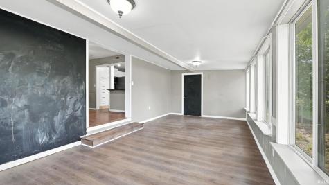 4622 Lake Avenue Fort Wayne IN 46815