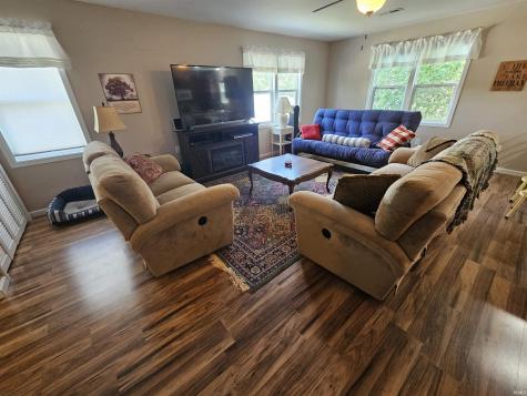 11235 N Lower Lake Shore Drive Monticello IN 47960
