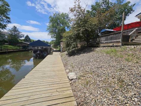 11235 N Lower Lake Shore Drive Monticello IN 47960