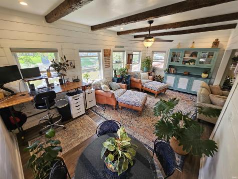 11235 N Lower Lake Shore Drive Monticello IN 47960