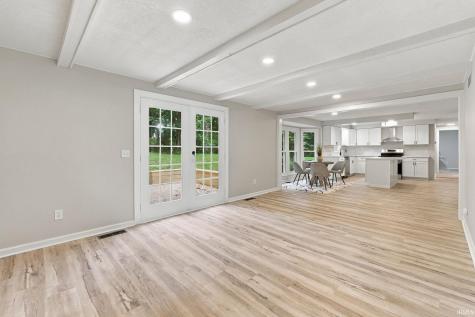 11207 Illinois Road Fort Wayne IN 46814