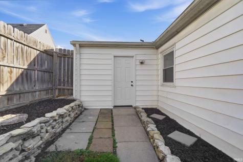1921 Jessie Avenue Fort Wayne IN 46808