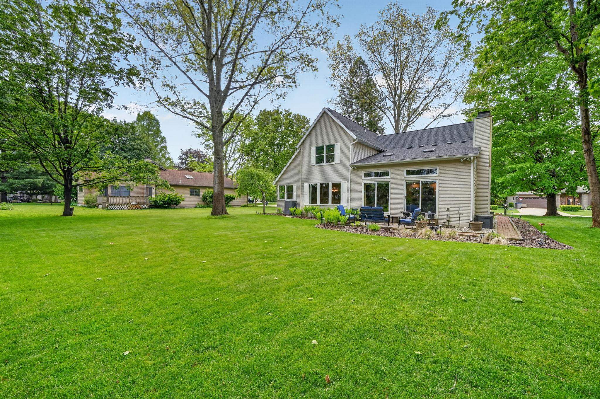 23655 Ridgemont Lane Elkhart IN 46516
