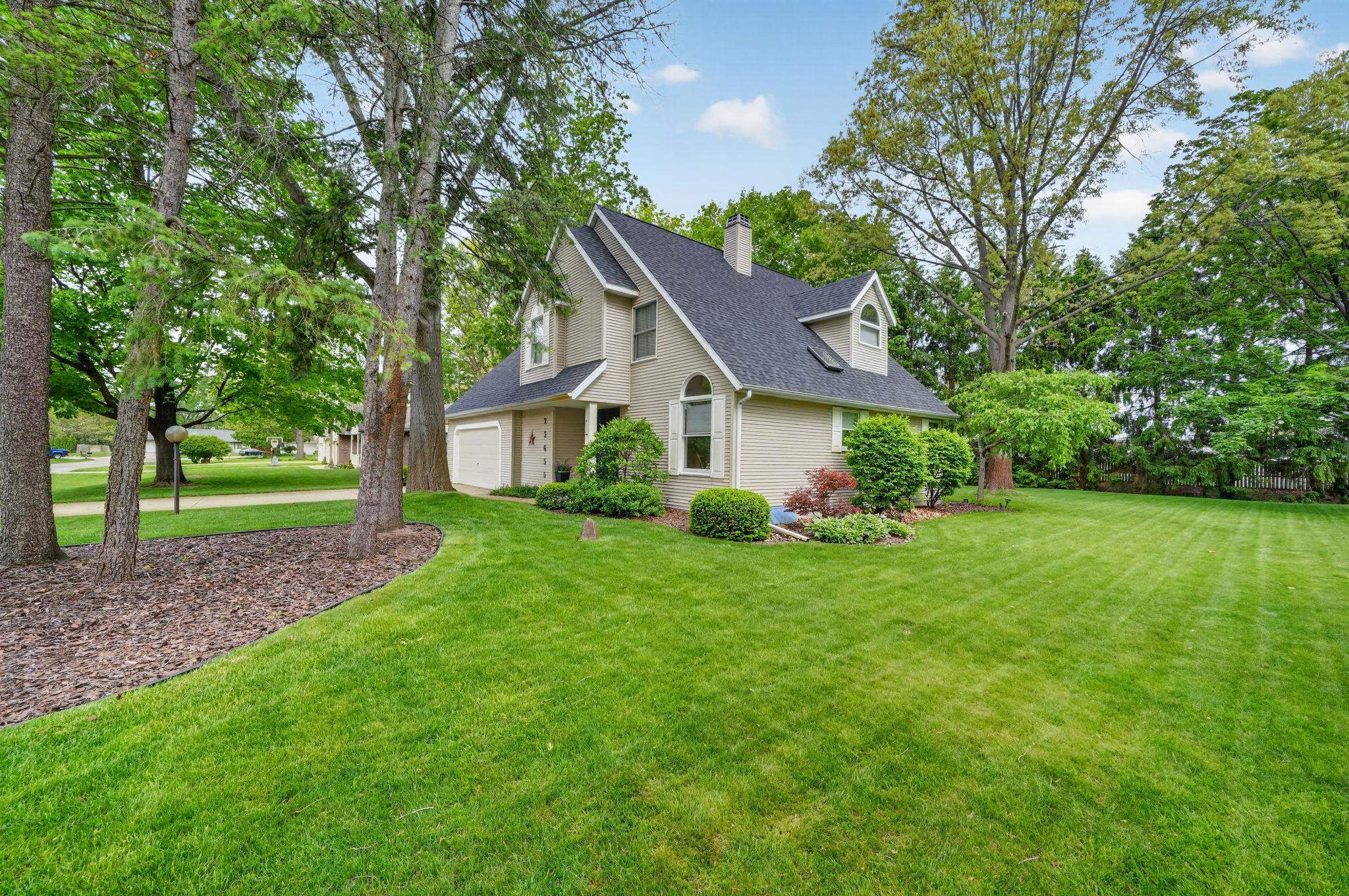 23655 Ridgemont Lane Elkhart IN 46516
