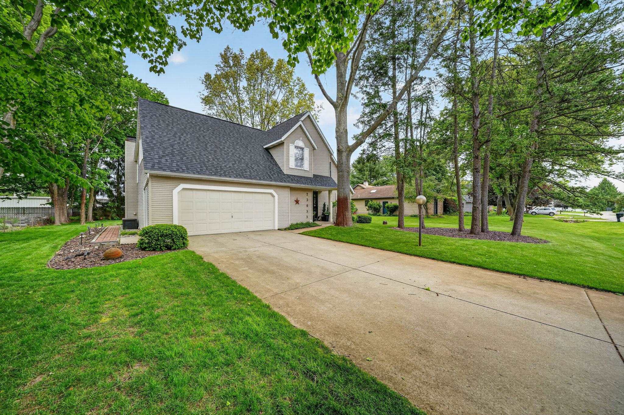 23655 Ridgemont Lane Elkhart IN 46516