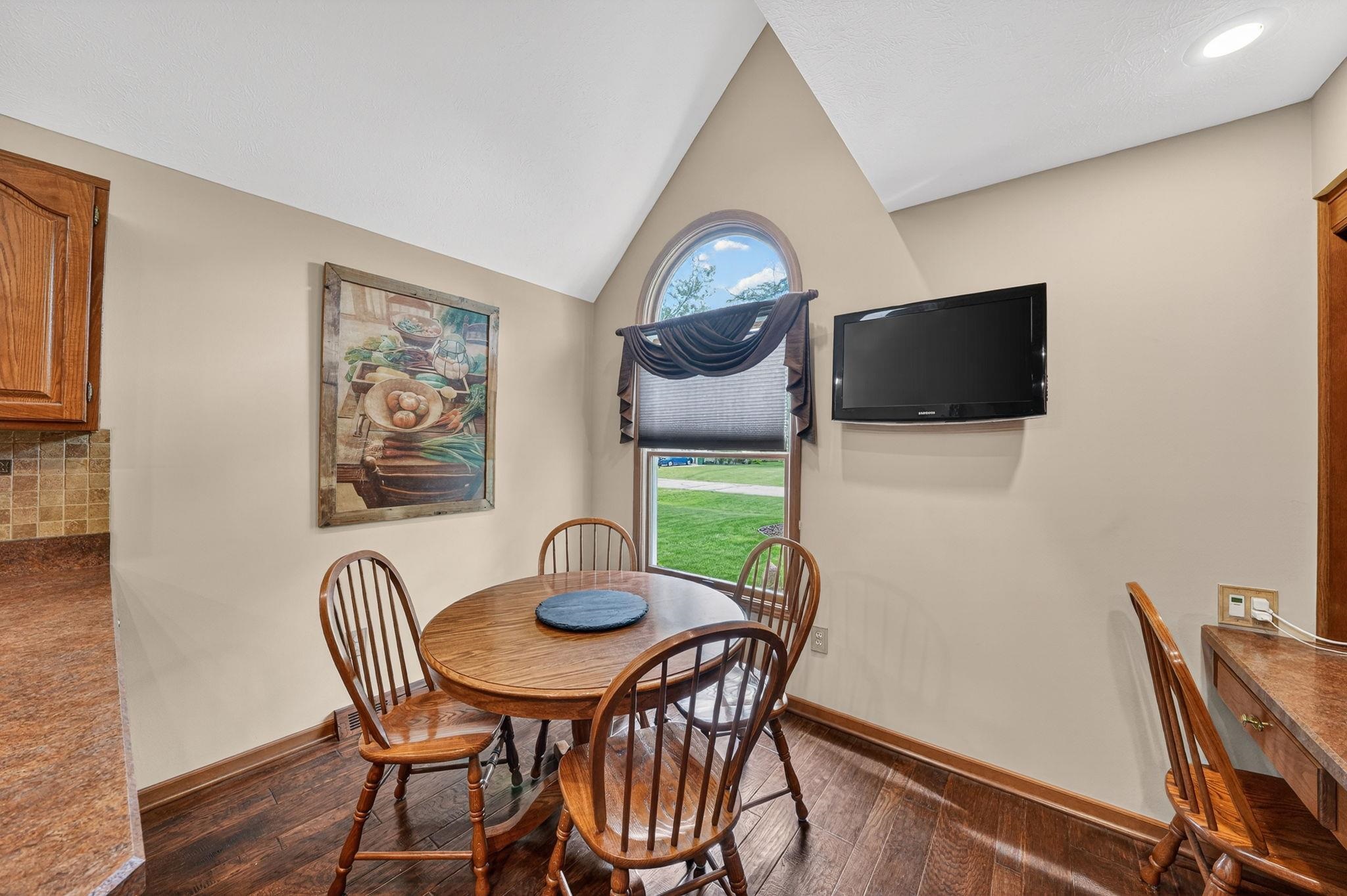 23655 Ridgemont Lane Elkhart IN 46516