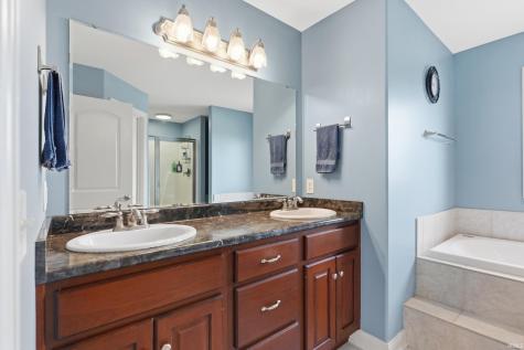 1125 Coral Isle Cove Fort Wayne IN 46845