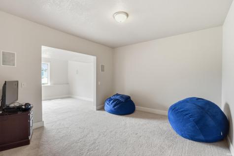 1125 Coral Isle Cove Fort Wayne IN 46845
