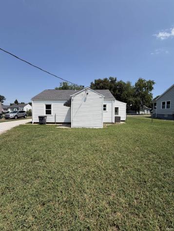 1716 Marie Avenue Evansville IN 47711