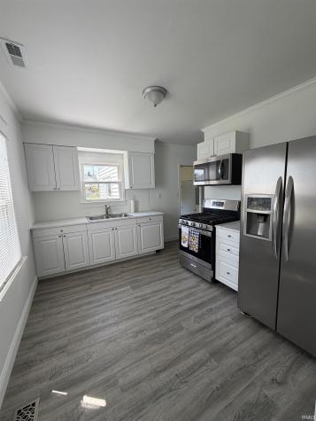 1716 Marie Avenue Evansville IN 47711