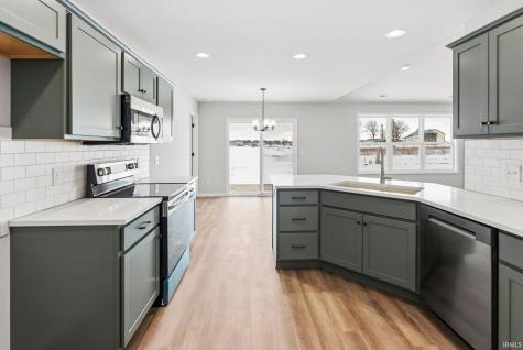 5041 Whittlebury Drive Fort Wayne IN 46818