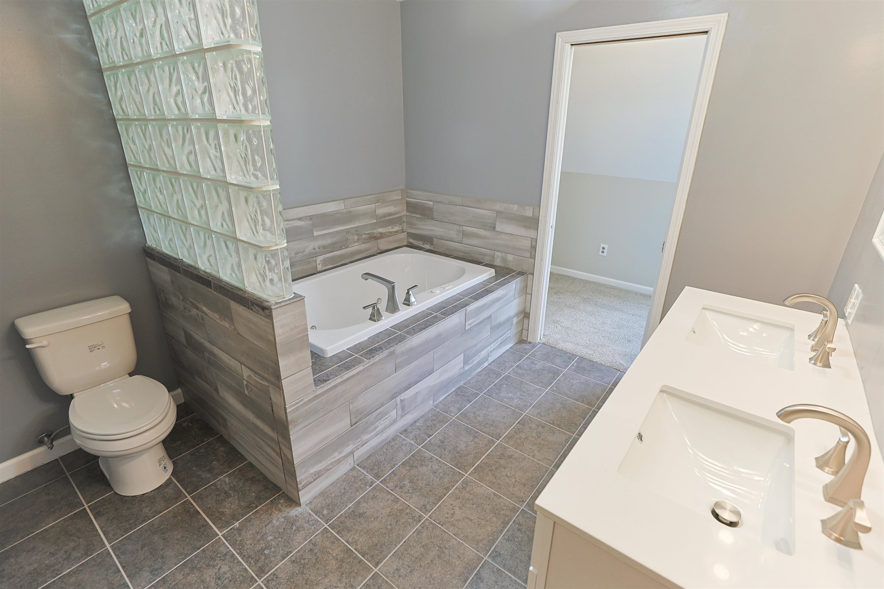 12385 Settlers Cove Court Granger IN 46530