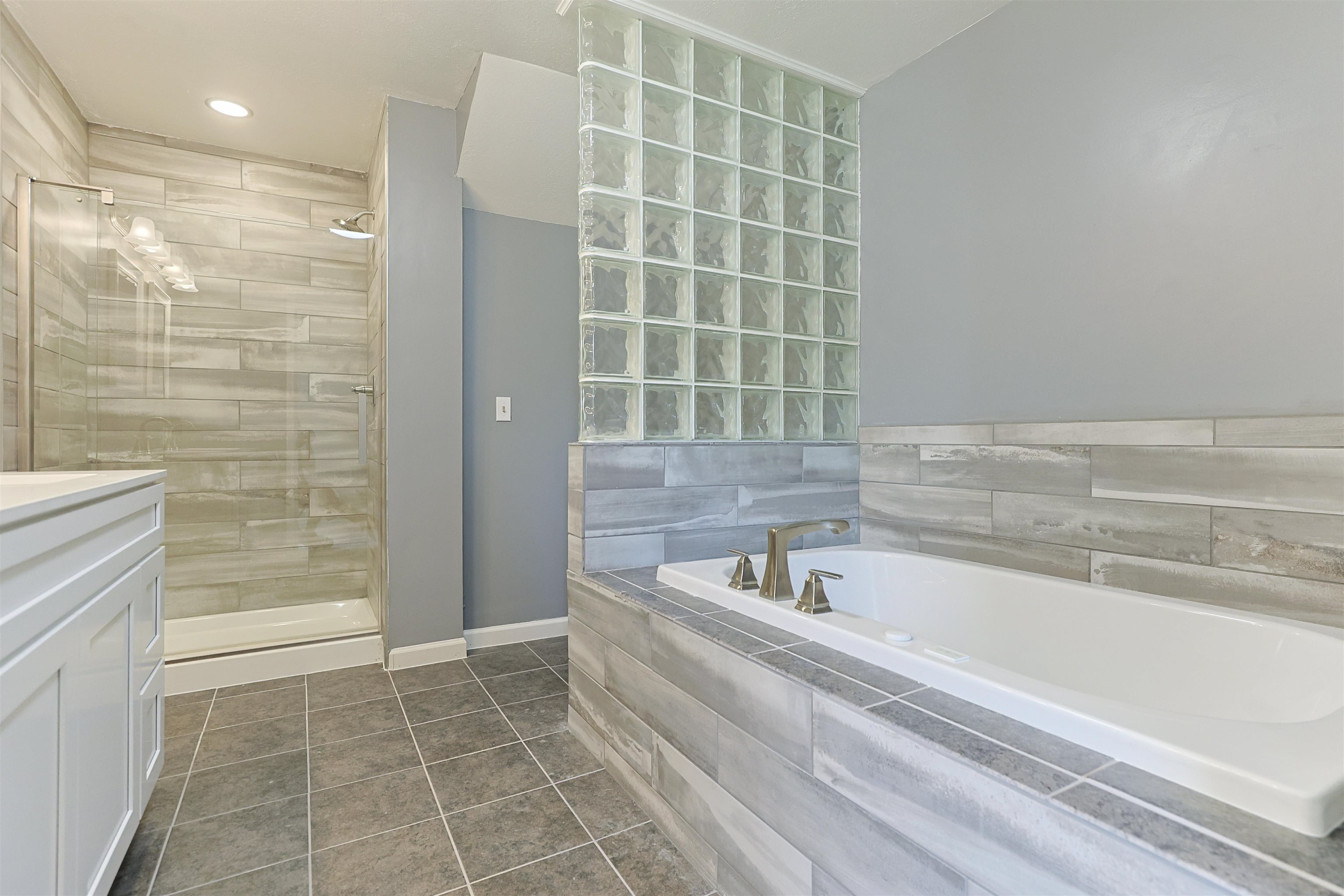 12385 Settlers Cove Court Granger IN 46530
