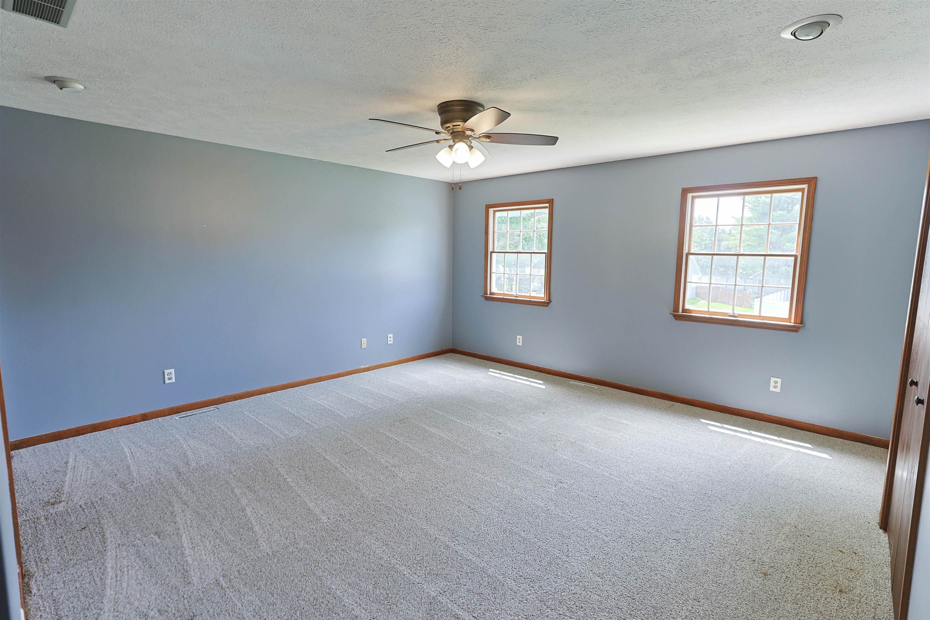 12385 Settlers Cove Court Granger IN 46530