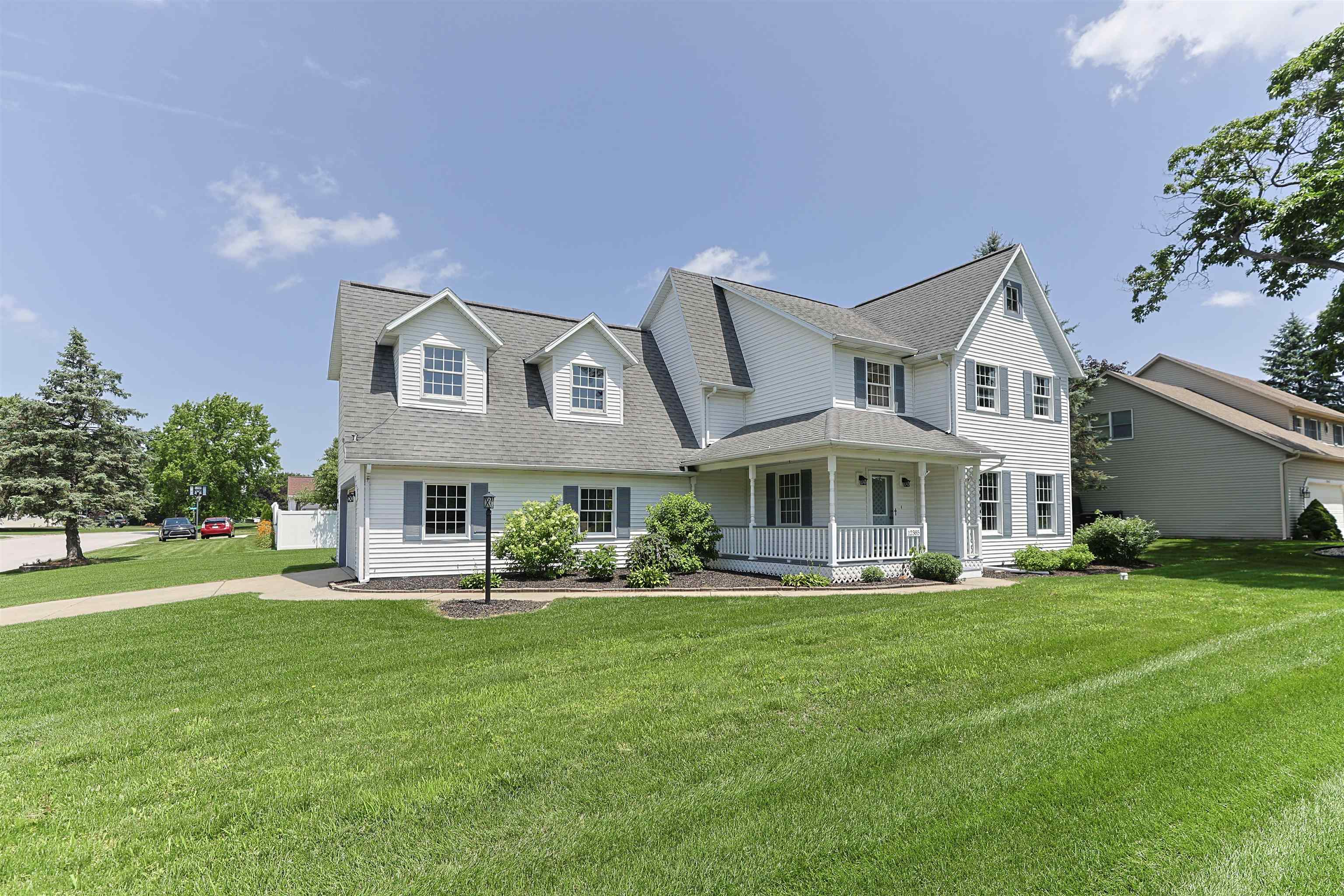 12385 Settlers Cove Court Granger IN 46530
