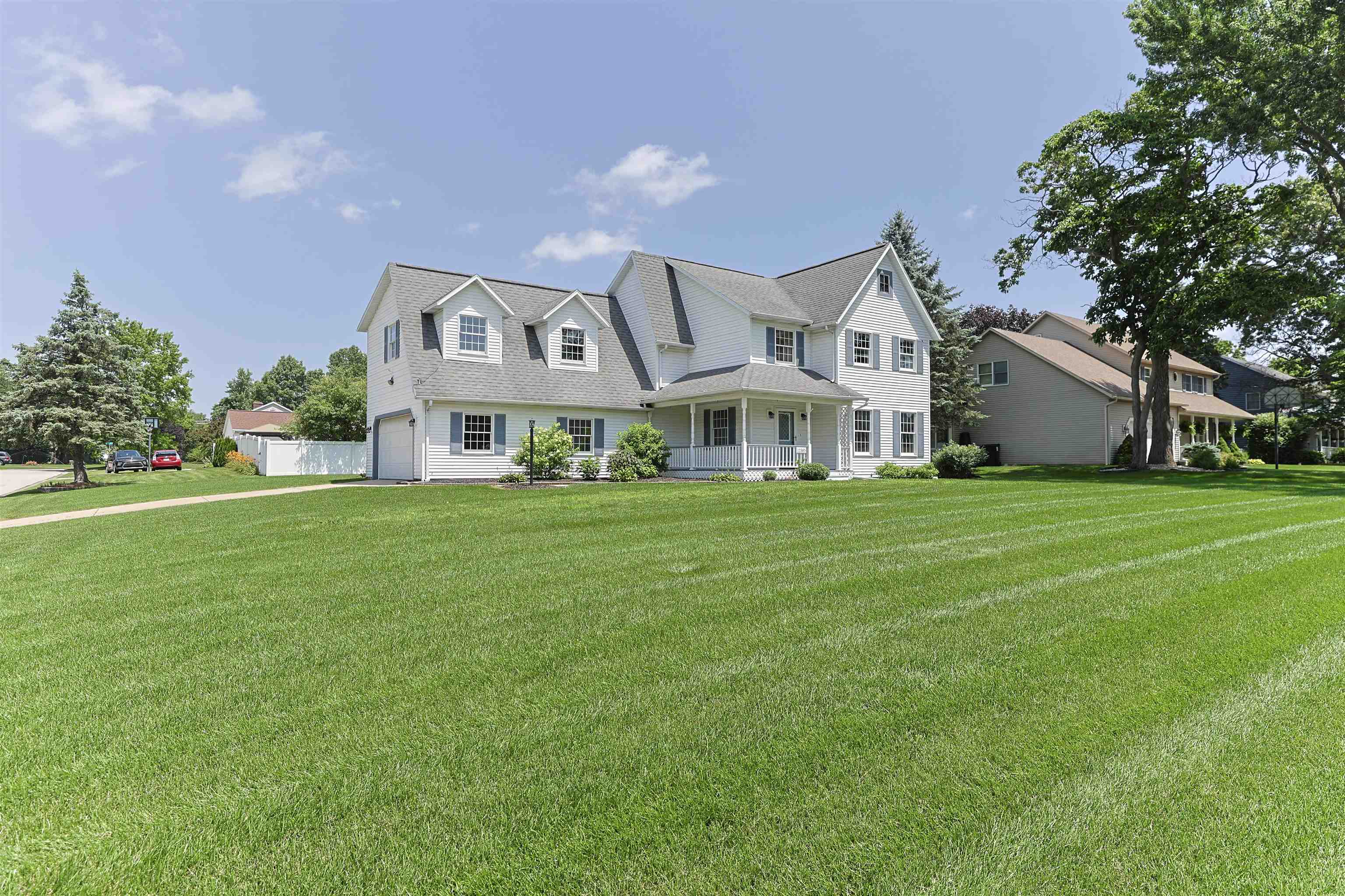 12385 Settlers Cove Court Granger IN 46530
