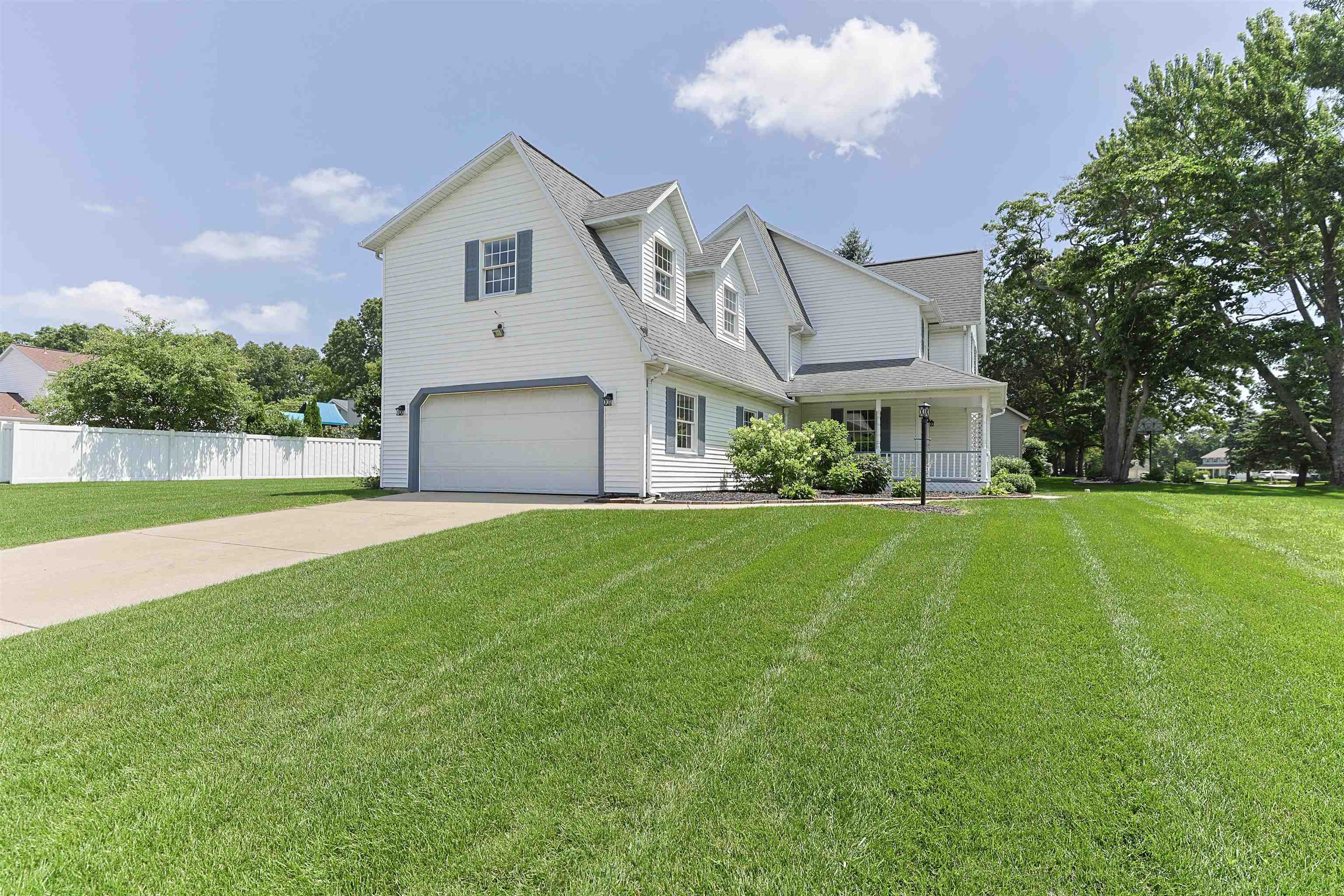 12385 Settlers Cove Court Granger IN 46530
