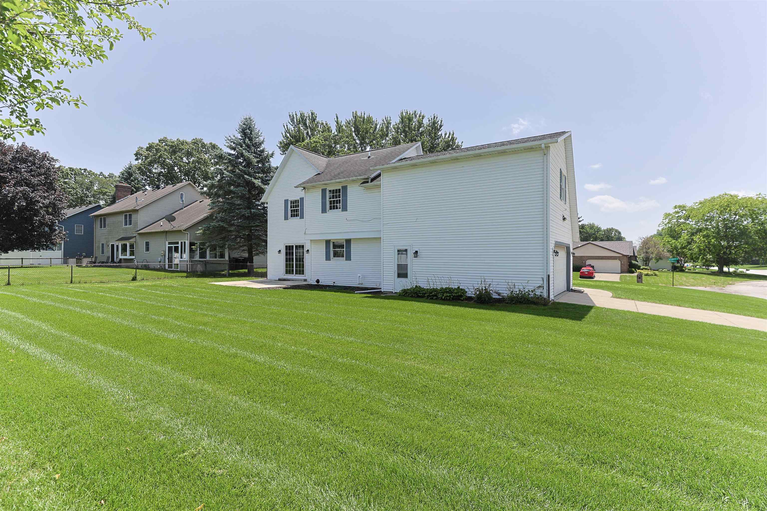 12385 Settlers Cove Court Granger IN 46530