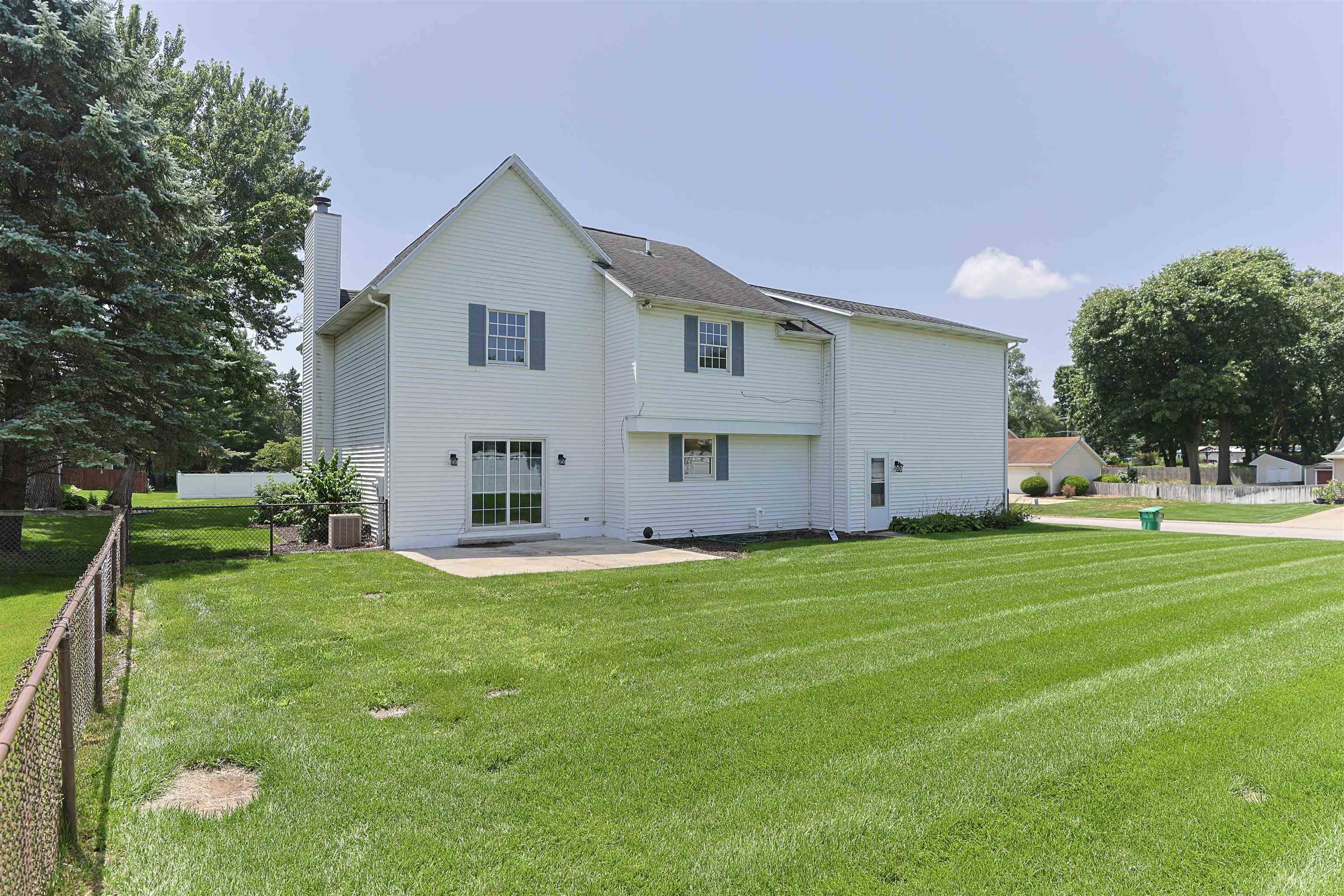 12385 Settlers Cove Court Granger IN 46530