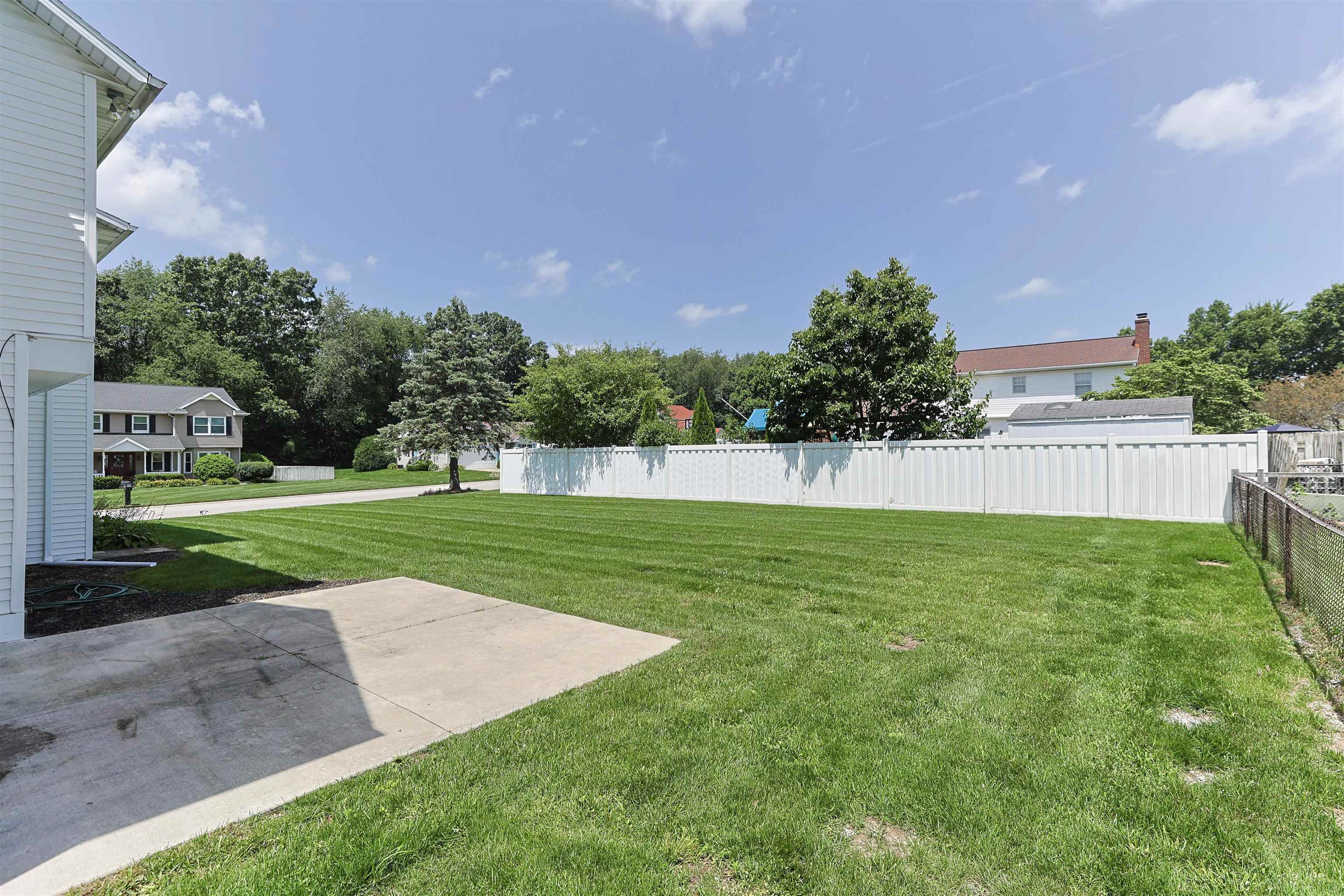 12385 Settlers Cove Court Granger IN 46530