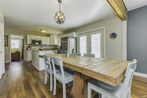1457 S Pleasantview Drive Yorktown IN 47396