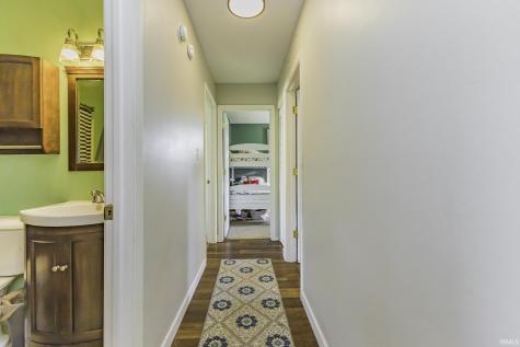 1457 S Pleasantview Drive Yorktown IN 47396