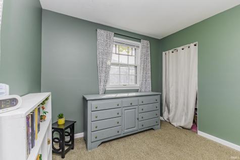 1457 S Pleasantview Drive Yorktown IN 47396