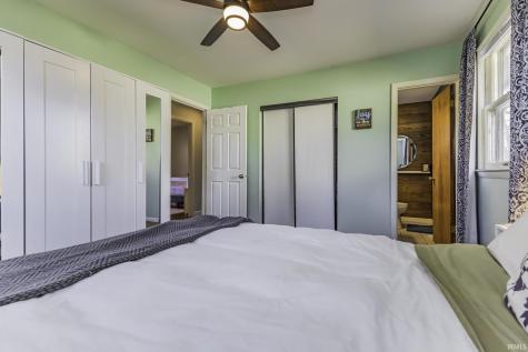 1457 S Pleasantview Drive Yorktown IN 47396