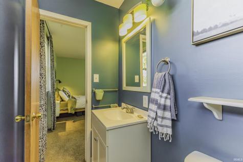1457 S Pleasantview Drive Yorktown IN 47396