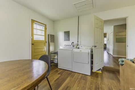 1457 S Pleasantview Drive Yorktown IN 47396