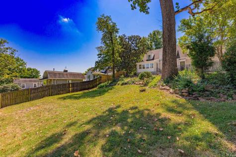 124 E Mill Road Evansville IN 47711