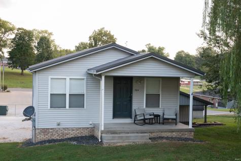 504 E First Avenue Huntingburg IN 47542