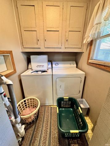 1058 S 50 E Winamac IN 46996