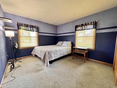 1058 S 50 E Winamac IN 46996