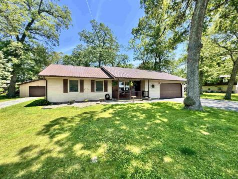 1058 S 50 E Winamac IN 46996