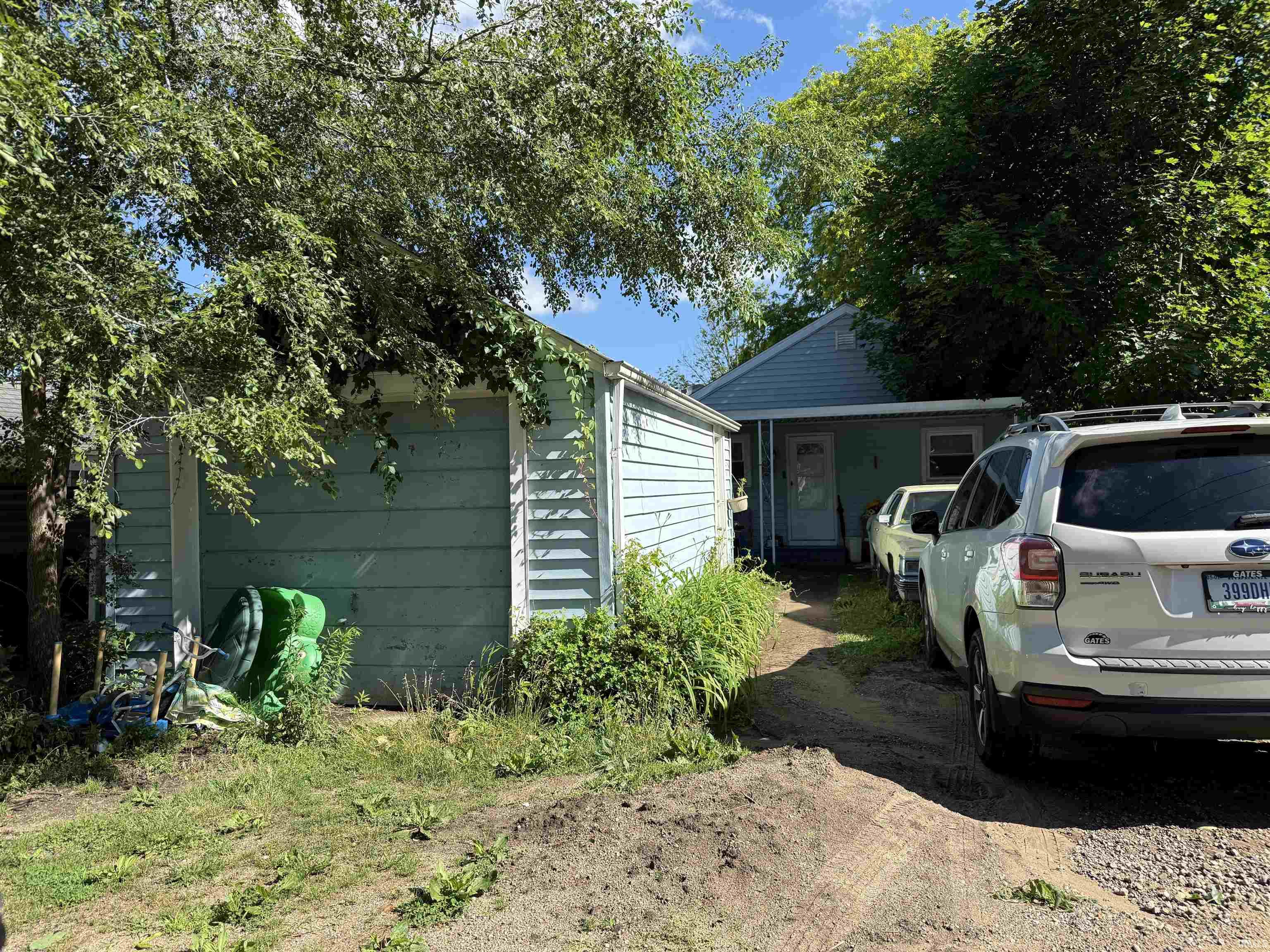 222 E Fairview Avenue South Bend IN 46614