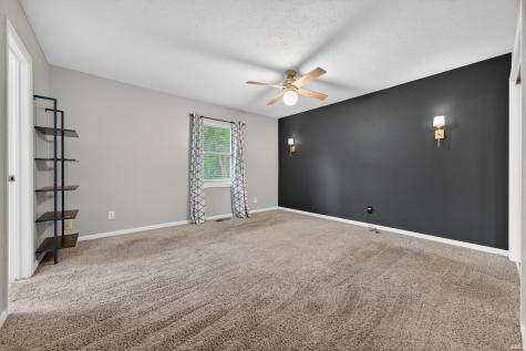 1836 S Riverview Road Peru IN 46970