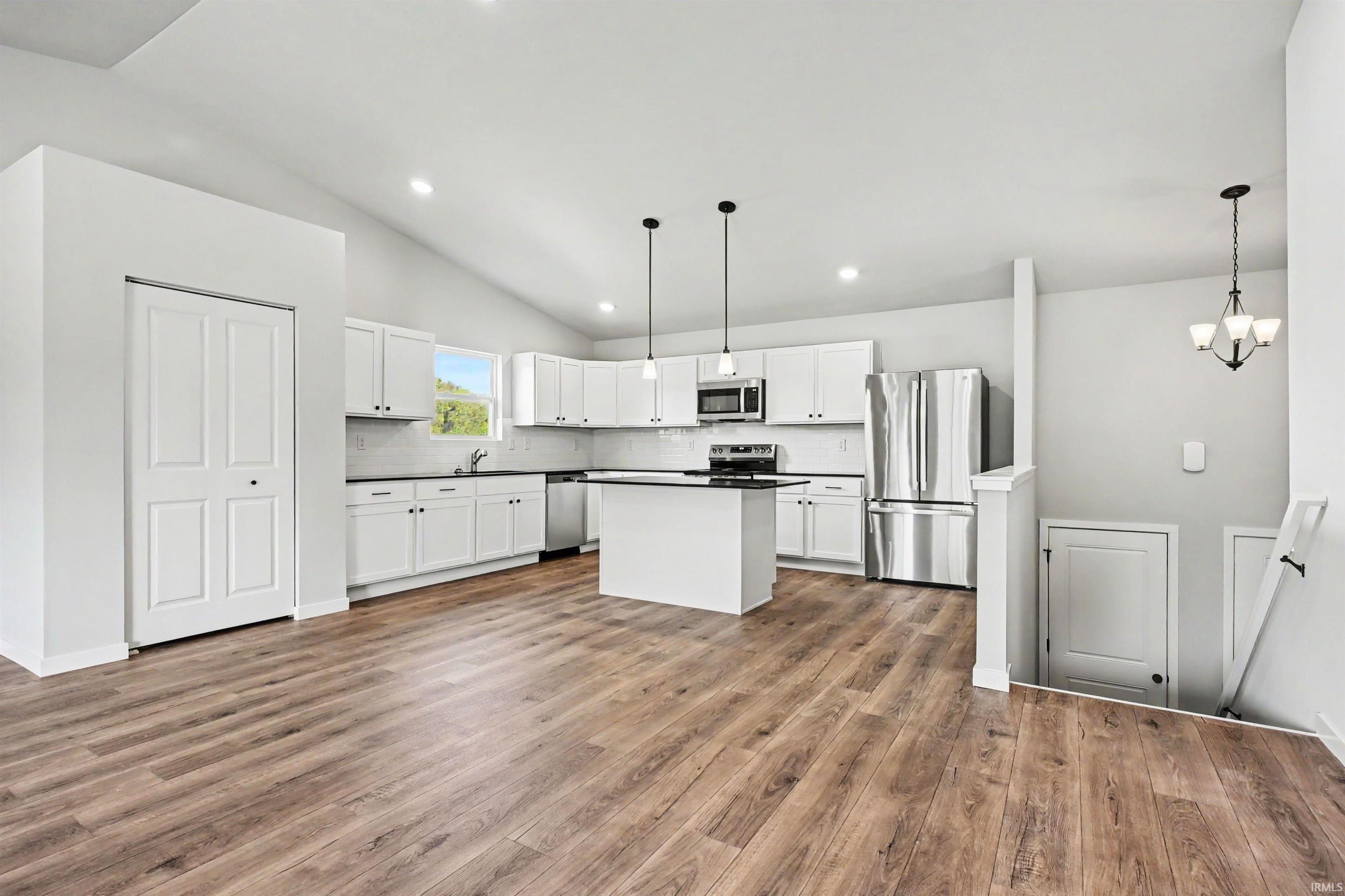 52572 East Trail South Bend IN 46628