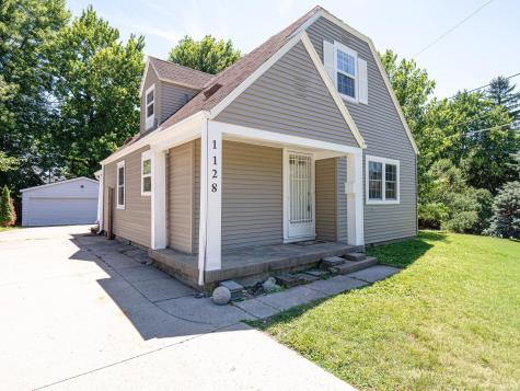 1128 Somerset Lane Fort Wayne IN 46805