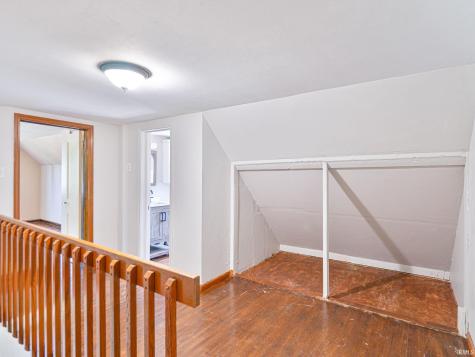 1128 Somerset Lane Fort Wayne IN 46805